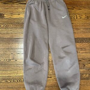 Nike Sportswear Phoenix Fleece Mink Brown